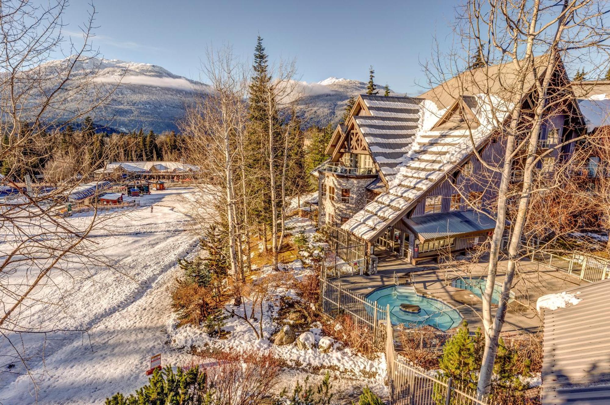 The Lookout Penthouse // A Luxe Suite In Whistler Eksteriør billede