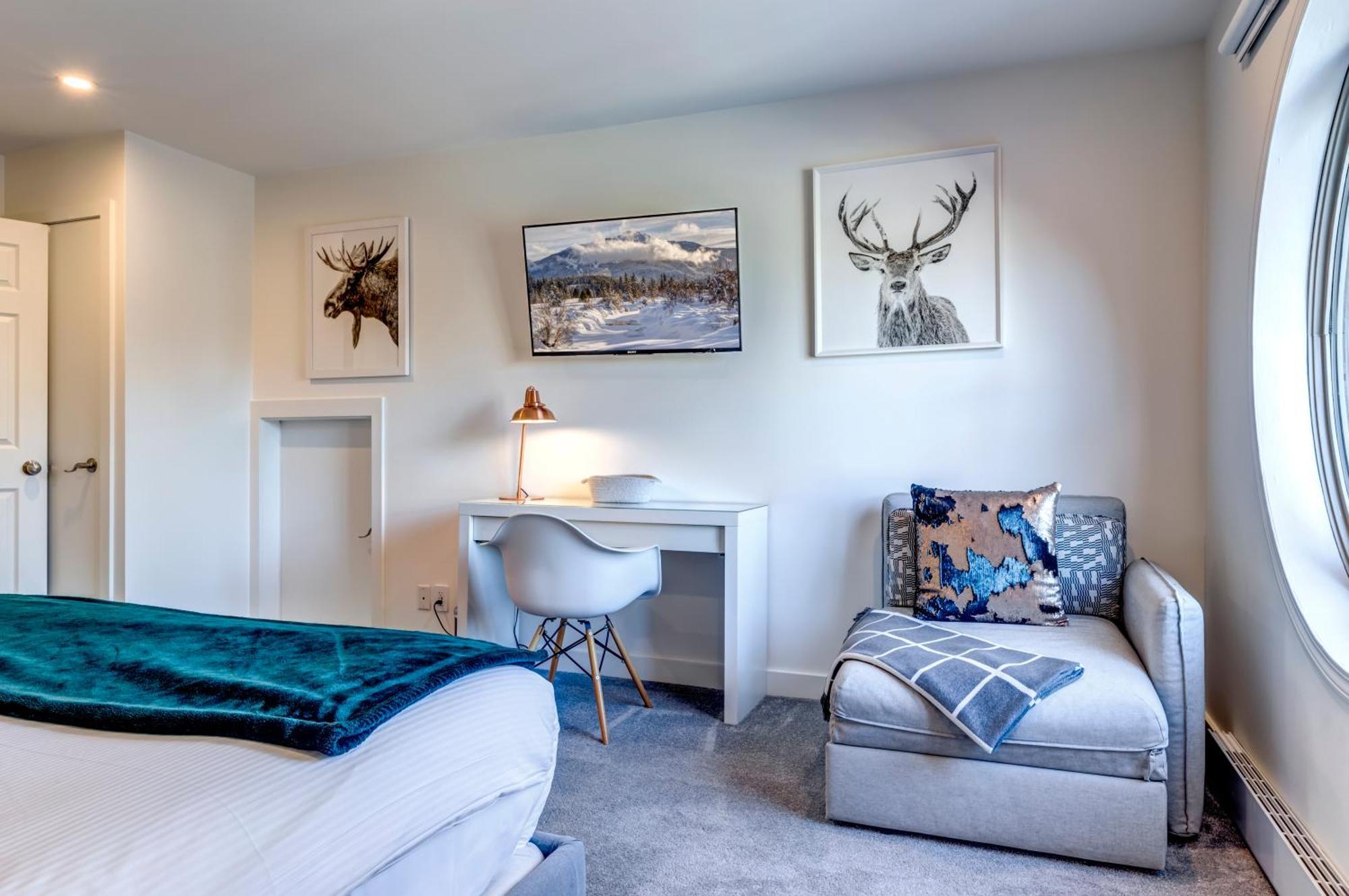 The Lookout Penthouse // A Luxe Suite In Whistler Eksteriør billede