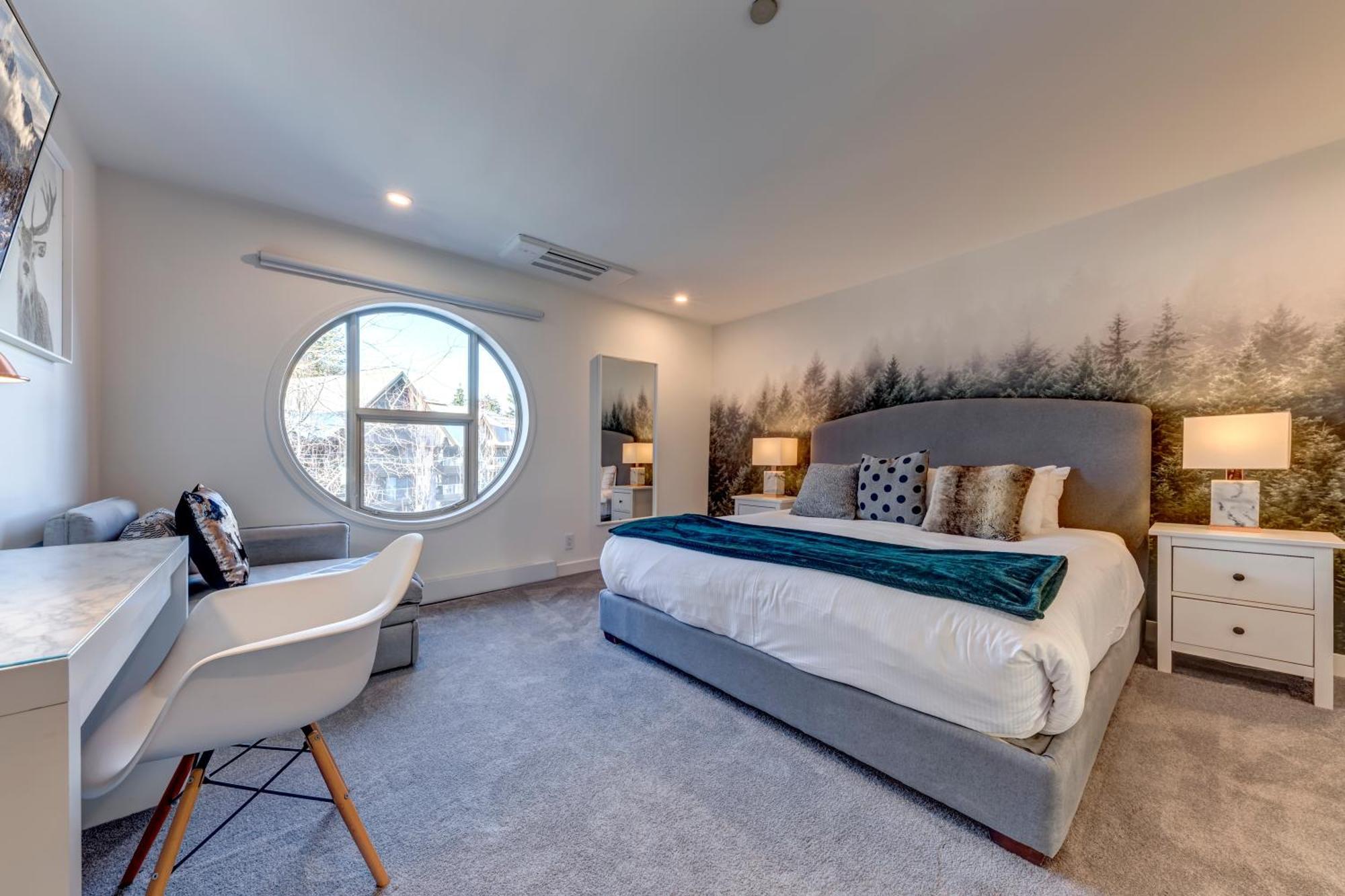 The Lookout Penthouse // A Luxe Suite In Whistler Eksteriør billede
